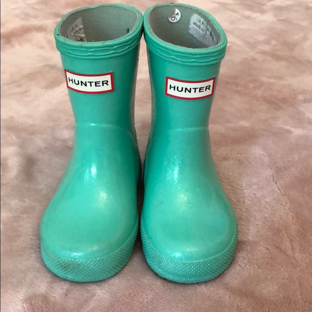 Hunter girls boots. Glitter and Teal size 4